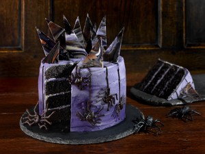 Gothic layer cake, #whatkatydidUK, recipe